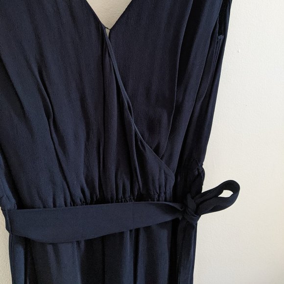 Aritzia Babaton Maximillian Jumpsuit - Picture 4 of 6